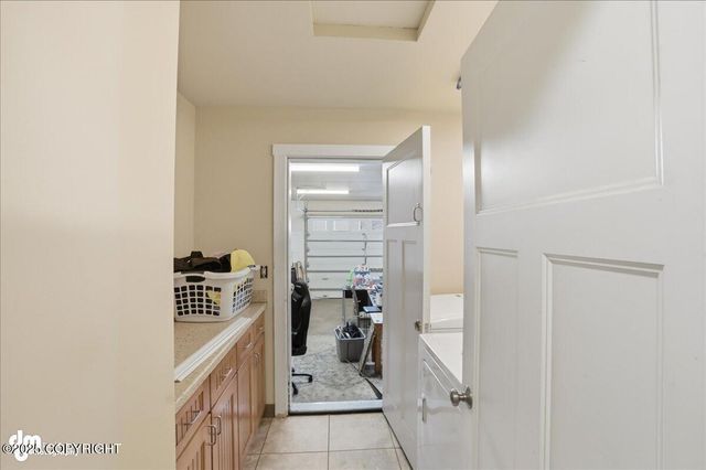 3216 Tarwater Avenue, Anchorage, AK 99508