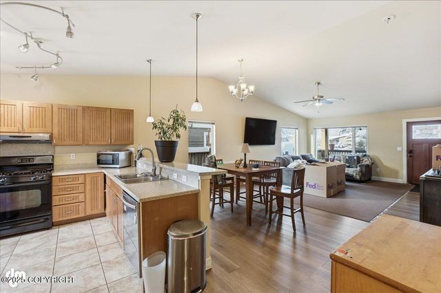 3216 Tarwater Avenue, Anchorage, AK 99508