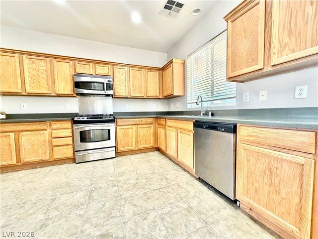 2978 Tara Murphy Drive, Henderson, NV 89044