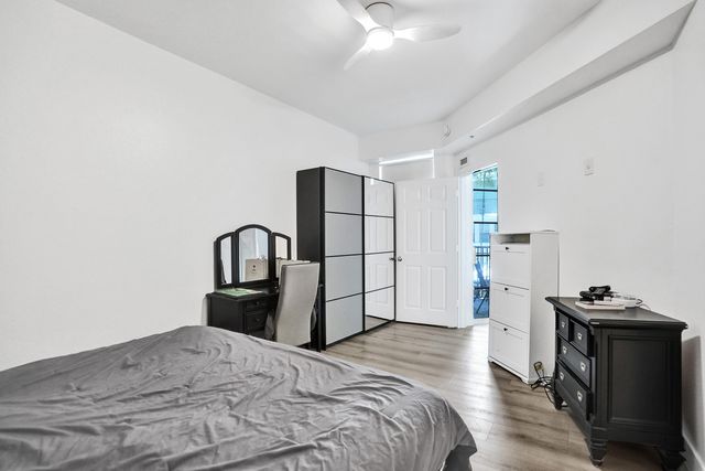 533 NE 3rd Avenue 205, Fort Lauderdale, FL 33301