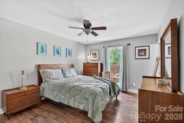 6308 Pineburr Road, Charlotte, NC 28211