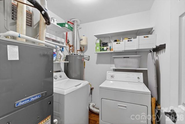 6308 Pineburr Road, Charlotte, NC 28211