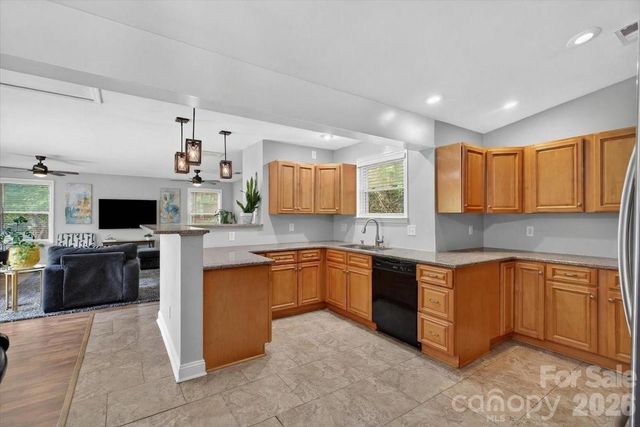 6308 Pineburr Road, Charlotte, NC 28211