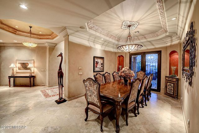 5090 N Corte De Catalonia, Tucson, AZ 85718