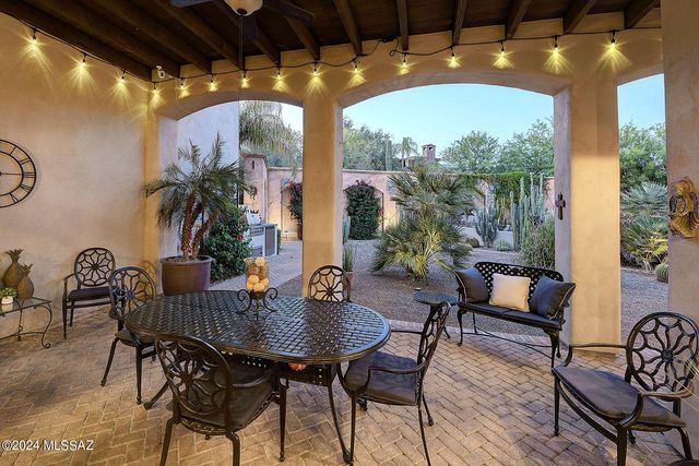 5090 N Corte De Catalonia, Tucson, AZ 85718