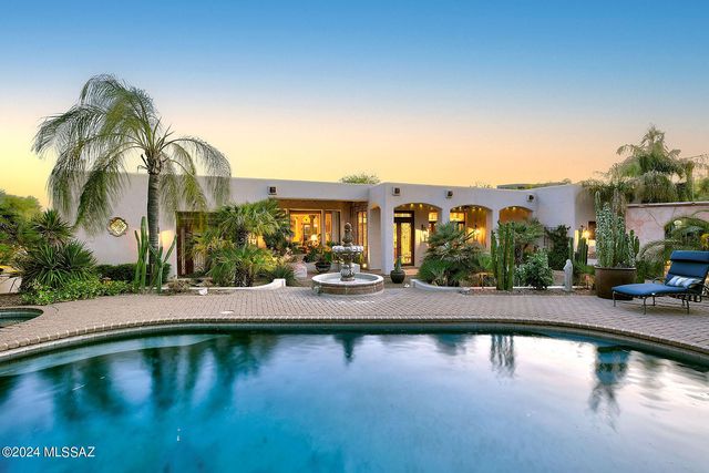 5090 N Corte De Catalonia, Tucson, AZ 85718