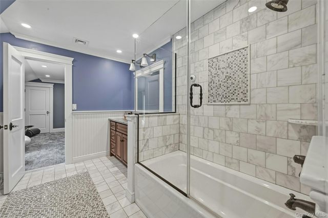 192 Burtis Lane, Muttontown, NY 11791