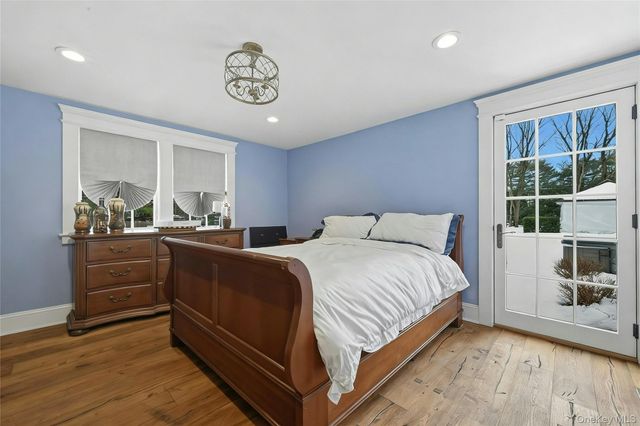 192 Burtis Lane, Muttontown, NY 11791