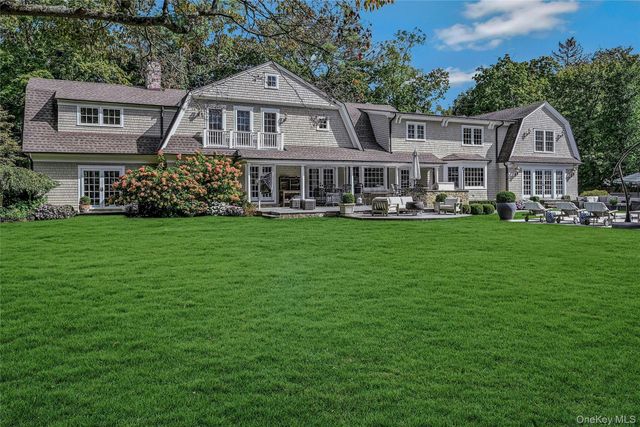 192 Burtis Lane, Muttontown, NY 11791