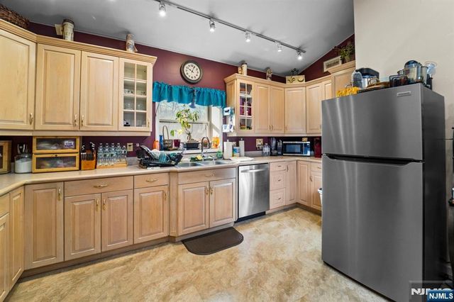 622 Berkshire Valley Road, Jefferson Township, NJ 07885