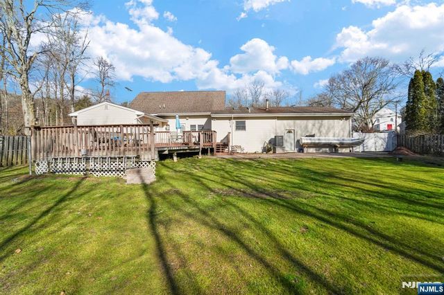 622 Berkshire Valley Road, Jefferson Township, NJ 07885