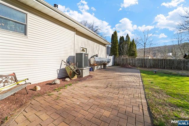 622 Berkshire Valley Road, Jefferson Township, NJ 07885