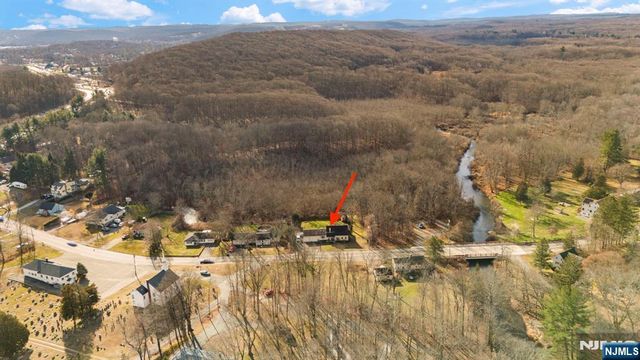 622 Berkshire Valley Road, Jefferson Township, NJ 07885