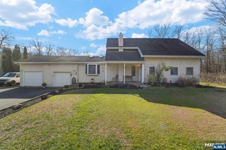 622 Berkshire Valley Road, Jefferson Township, NJ 07885