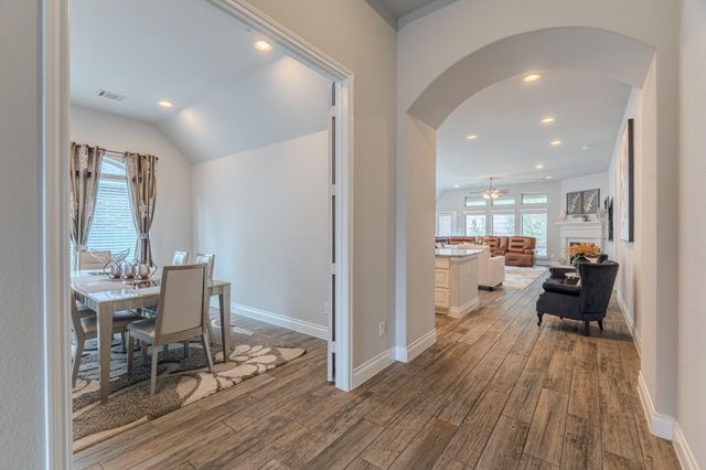 209 Trillium Park Loop, Conroe, TX 77304