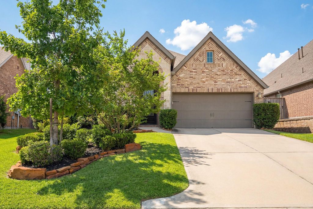 209 Trillium Park Loop, Conroe, TX 77304