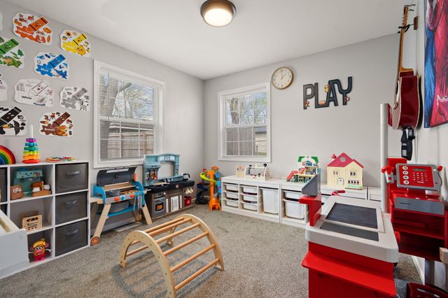 724 Imperial Road, Valparaiso, IN 46385
