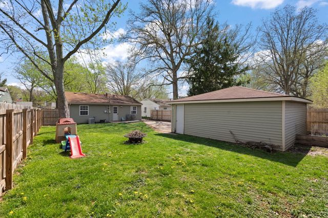724 Imperial Road, Valparaiso, IN 46385