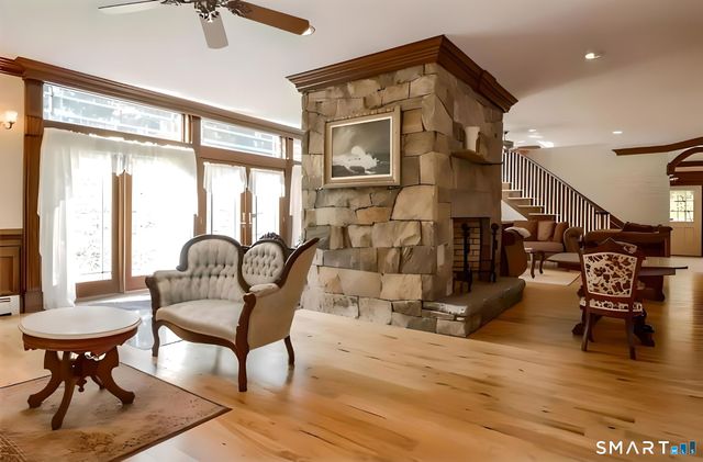 431 West Wakefield Boulevard, Winchester, CT 06098