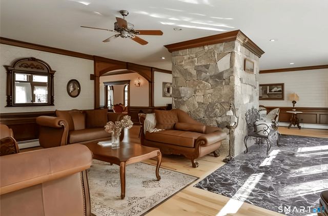 431 West Wakefield Boulevard, Winchester, CT 06098