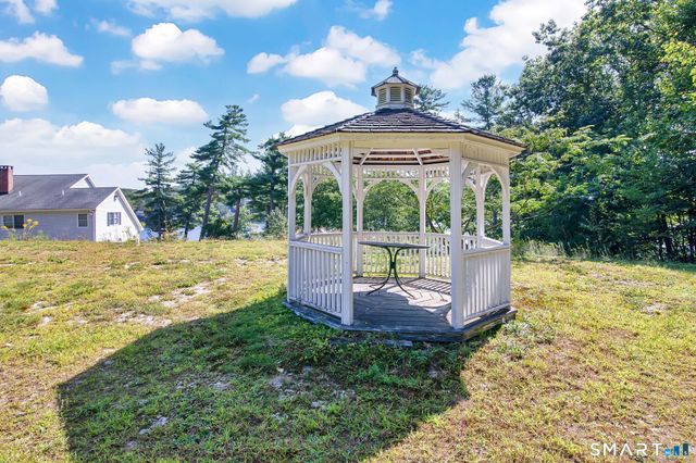 431 West Wakefield Boulevard, Winchester, CT 06098