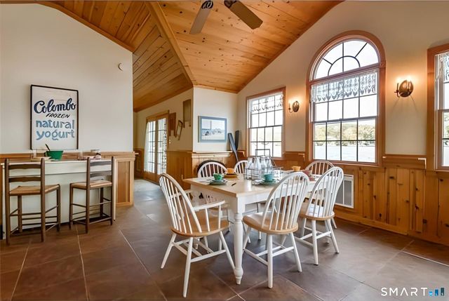 431 West Wakefield Boulevard, Winchester, CT 06098