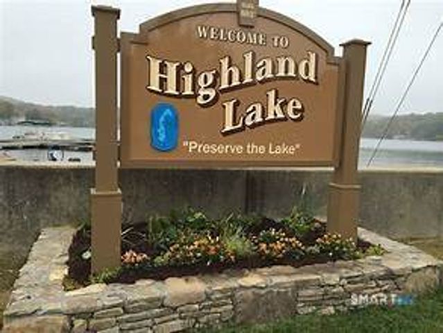 431 West Wakefield Boulevard, Winchester, CT 06098