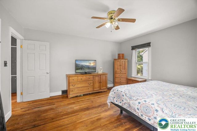 938 Chipperfield Drive, Stroud Twp, PA 18360