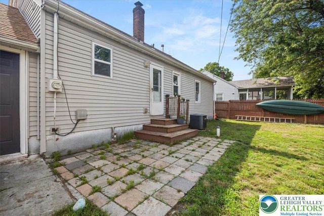 938 Chipperfield Drive, Stroud Twp, PA 18360
