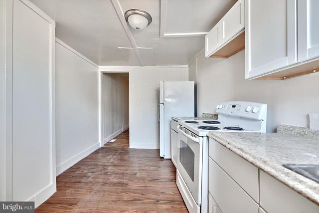 235 N LUZERNE AVE N, Baltimore, MD 21224