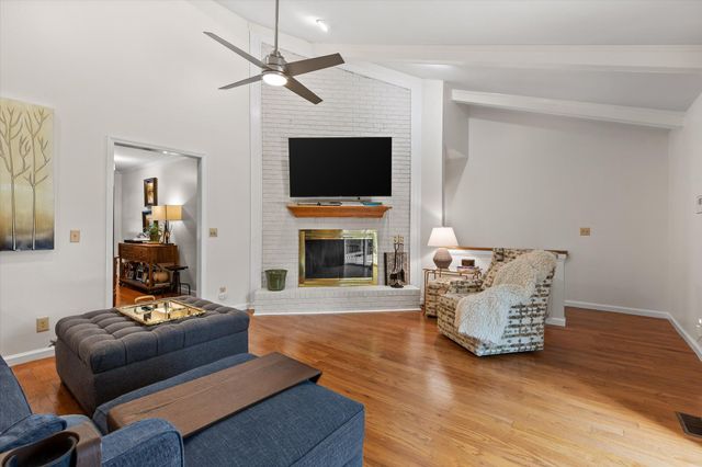 6420 Lake Meadows Drive, Hixson, TN 37343