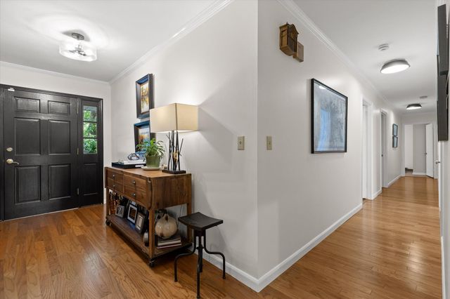 6420 Lake Meadows Drive, Hixson, TN 37343