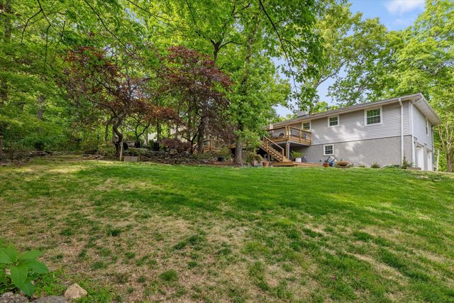 6420 Lake Meadows Drive, Hixson, TN 37343