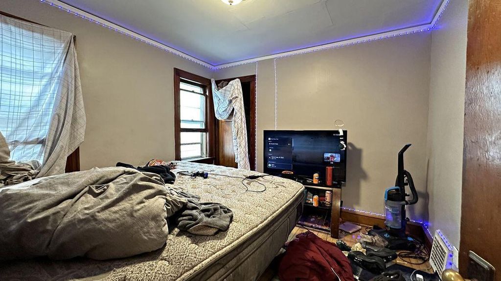 property-img