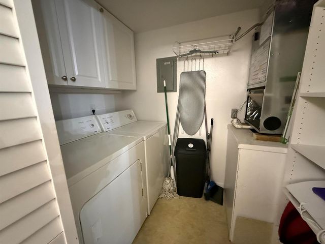 301 Pine Ridge Circle B-1, Greenacres, FL 33463