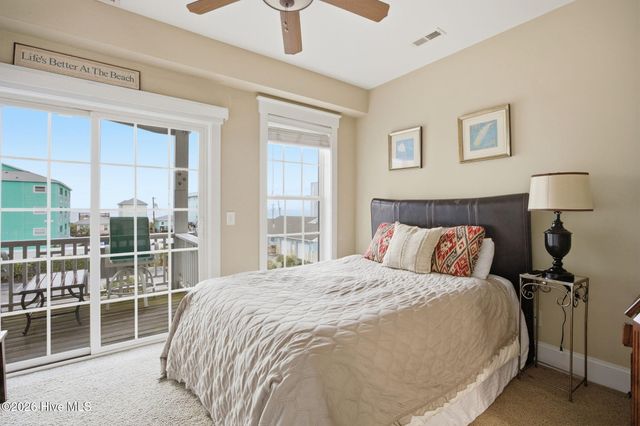 103 Charlotte Avenue Apt 104, Carolina Beach, NC 28428