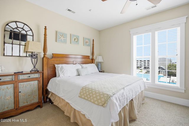 103 Charlotte Avenue Apt 104, Carolina Beach, NC 28428