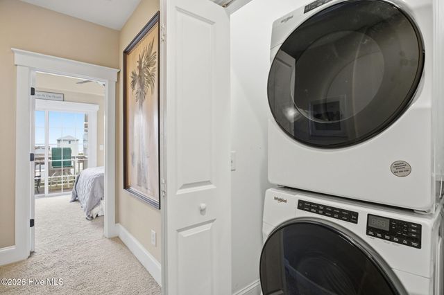 103 Charlotte Avenue Apt 104, Carolina Beach, NC 28428