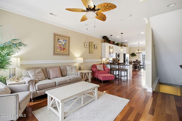 103 Charlotte Avenue Apt 104, Carolina Beach, NC 28428