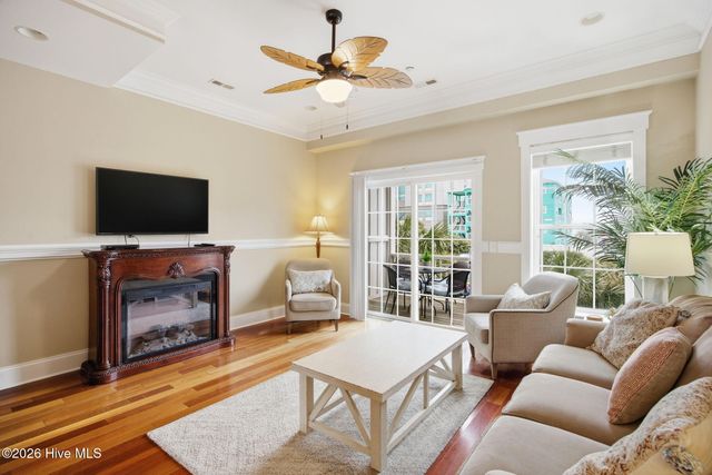 103 Charlotte Avenue Apt 104, Carolina Beach, NC 28428