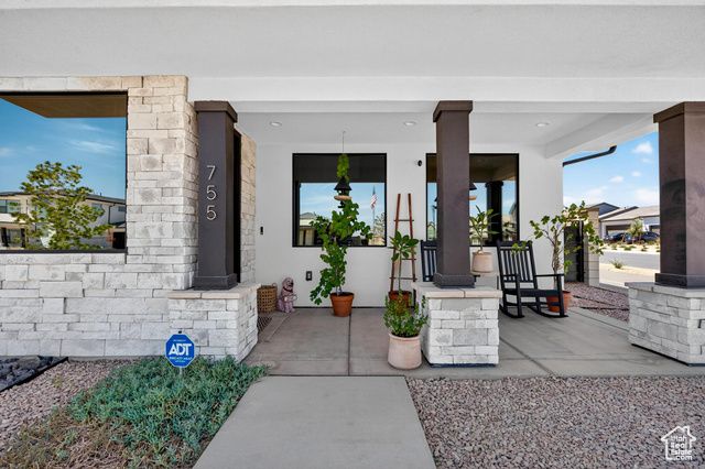 755 W JUNIPER DR, St. George, UT 84790