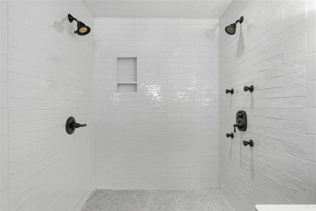 2433 NW 46th Street, Oklahoma City, OK 73112