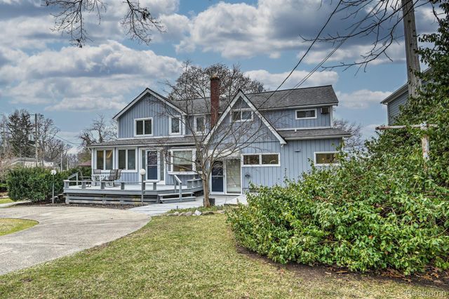 3453 ORMOND Road W, White Lake Charter Township, MI 48383