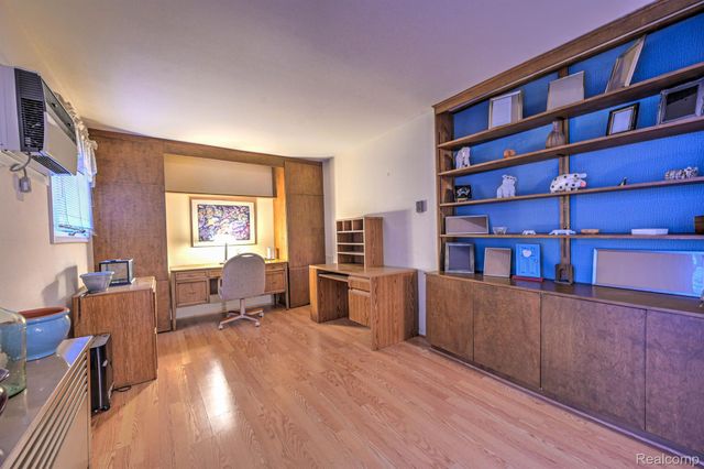 3453 ORMOND Road W, White Lake Charter Township, MI 48383