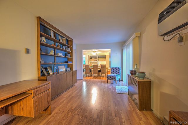 3453 ORMOND Road W, White Lake Charter Township, MI 48383