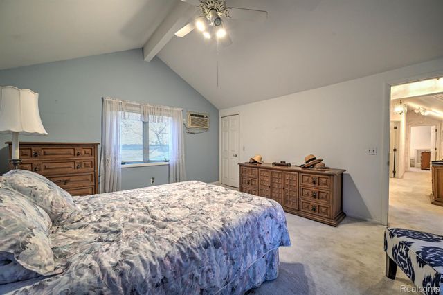 3453 ORMOND Road W, White Lake Charter Township, MI 48383