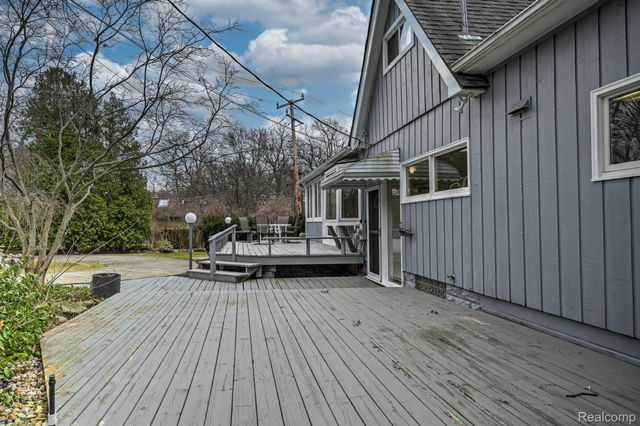 3453 ORMOND Road W, White Lake Charter Township, MI 48383