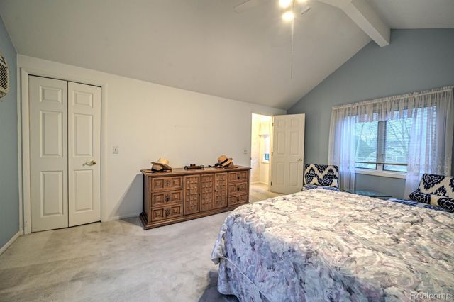 3453 ORMOND Road W, White Lake Charter Township, MI 48383