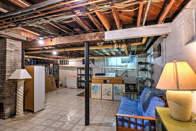 3453 ORMOND Road W, White Lake Charter Township, MI 48383