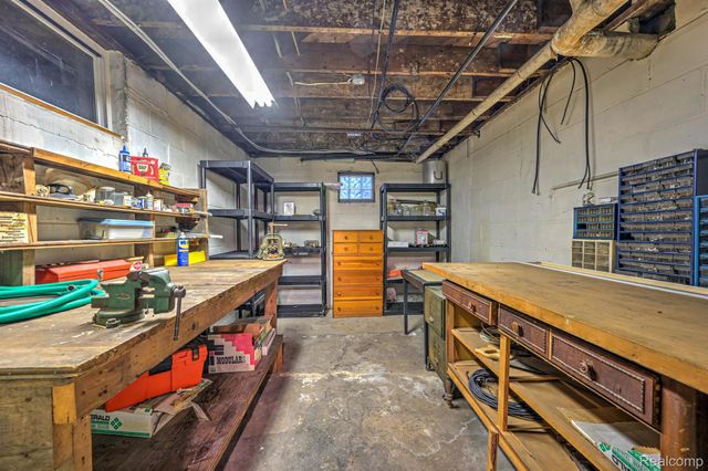 3453 ORMOND Road W, White Lake Charter Township, MI 48383